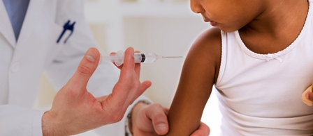 Pais ou responsáveis têm 30 dias para atualizar vacinação de alunos da rede municipal de ensino