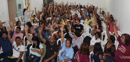 Professores de Itabuna decretam greve