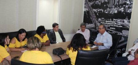Governo, APLB e vereadores se reúnem na Câmara Municipal de Feira de Santana