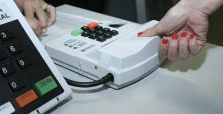 Bahia apresenta baixo índice de eleitores que votaram sem identificação biométrica