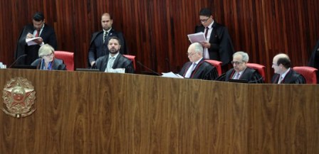 Cláusula de barreira será aplicada a partir de fevereiro