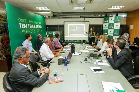 Parceria Público-Privada para a iluminação pública de Camaçari é tema de reunião foto-kelvi-lima