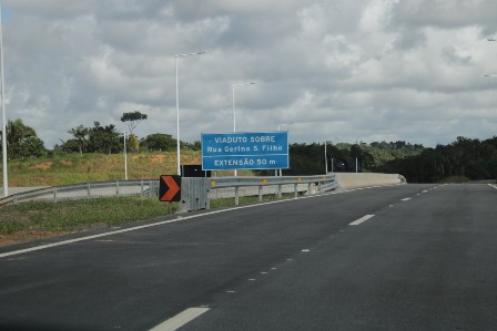 Procon notifica Concessionária Bahia Norte por falta de iluminação na Via Metropolitana