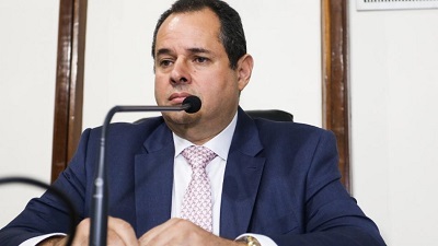 Deputado estadual Nelson Leal