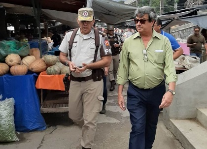 Prefeito de Feira anuncia medidas de segurança no Centro de Abastecimento