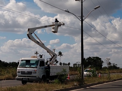 Secretário informa que Prefeitura gasta mais de R$ 300 mil com reposição de material elétrico furtado e depredado