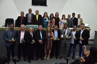 Profissionais e veículos da comunicação recebem Troféu Arnold Ferreira Silva