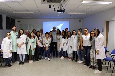 HEC promove roda de conversa com funcionários para discutir sobre importância da saúde mental