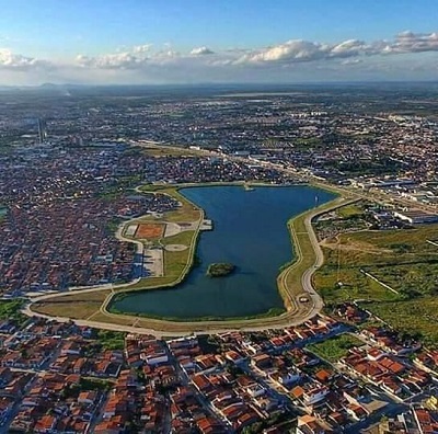 Lagoa Grande em Feira de Santana