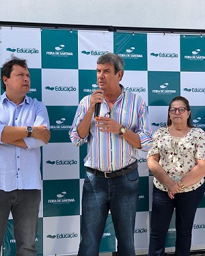 Prefeito de Feira implanta primeiro equipamento de energia solar na Rede Municipal de Educação