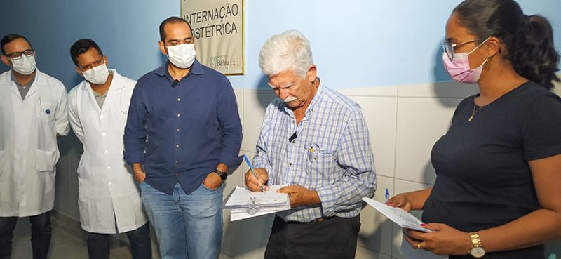 Prefeito autoriza construção de enfermaria com 42 leitos no Hospital Municipal de Brumado