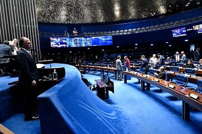 Senado aprova MP que reduz em até 99% dívidas do Fies