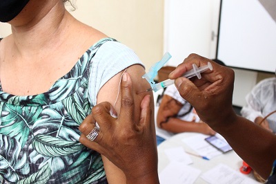 Juazeiro reduz idade para vacinação de criança e quarta dose