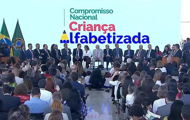 Governo Federal lança Compromisso Nacional Criança Alfabetizada