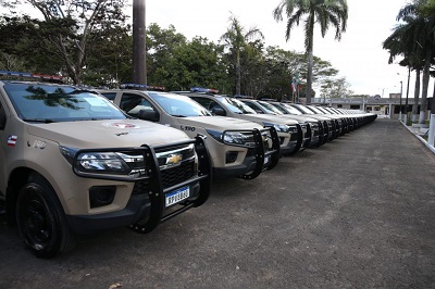 Estado faz entregas para a Polícia Militar e Corpo de Bombeiros em Teixeira de Freitas; investimento passa dos R$10 milhões