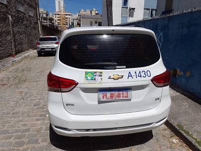 Taxistas de Salvador realizam paralisação nesta quinta-feira (03) para reivindicar condições de trabalho