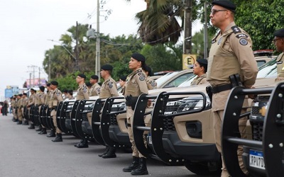 Governador entrega novas viaturas para ampliar ações de segurança na região de Feira de Santana