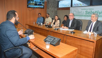 Legislativo baiano debate implantação da política de resíduos sólidos nos municípios