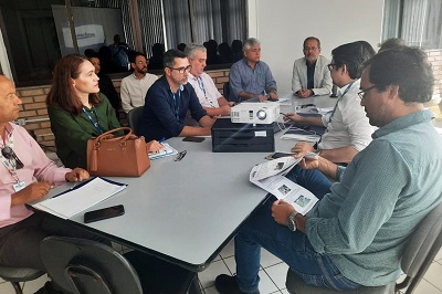 Embasa se compromete a contratar carros-pipa para amenizar efeitos da falta de água na zona rural de Feira de Santana