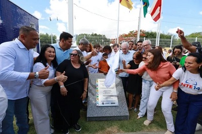 Governo inaugura obras, autoriza novos investimentos para saúde, infraestrutura e saneamento de Ruy Barbosa