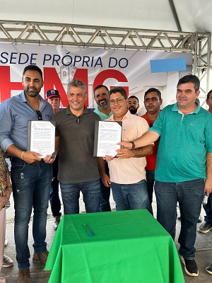 Prefeito assina ordem de serviço para início das obras da sede própria do Hospital Municipal de Guanambi