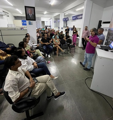 Secretarias se reúnem com expositores da 3ª Feira de Negócios