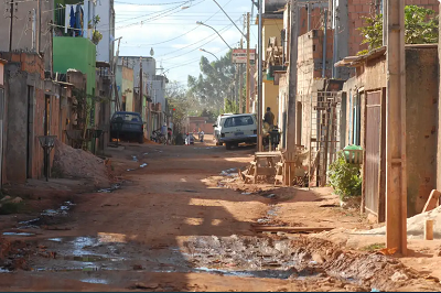 9,6 milhões de pessoas saíram da condição de extrema pobreza em 2023