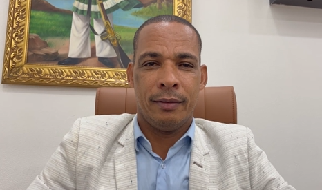 Vereador Luiz da Feira foto Anderson Dias site Política In Rosa
