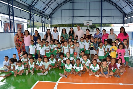 Prefeitura de Feira de Santana inaugura mais três equipamentos esportivos em escolas