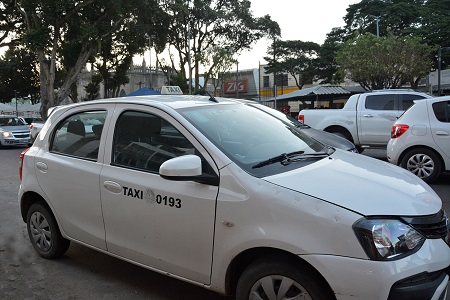 Veículos da frota de táxi em Feira de Santana terão idade limite de dez anos