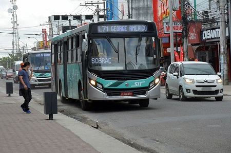 Mais de 60 linhas de ônibus atenderão à demanda durante a Micareta