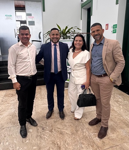 Valdemir Santos, Eremita Mota, Ron do Povo e Pedro Cícero foto Anderson Dias site Política In Rosa