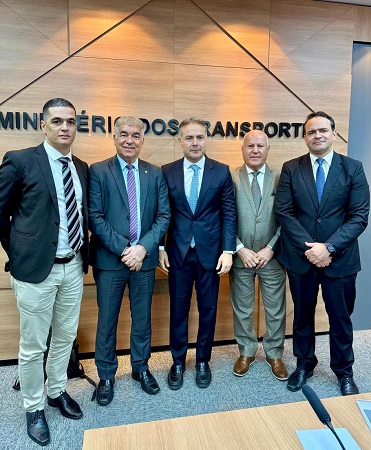 Zé Neto, ministro dos Transportes e construtora discutem implantação de trem ligando Feira de Santana à Salvador