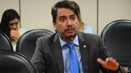 deputado estadual Pedro Tavares