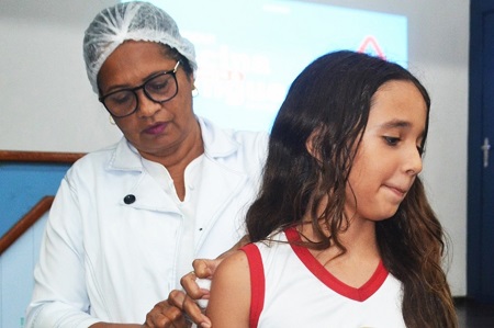 Secretaria de Saúde reforça alerta para segunda dose da vacina contra a dengue