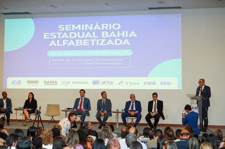 Seminário estadual reforça mobilização para elevar índices de alfabetização na Bahia