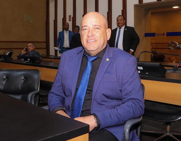 Deputado estadual Binho Galinha