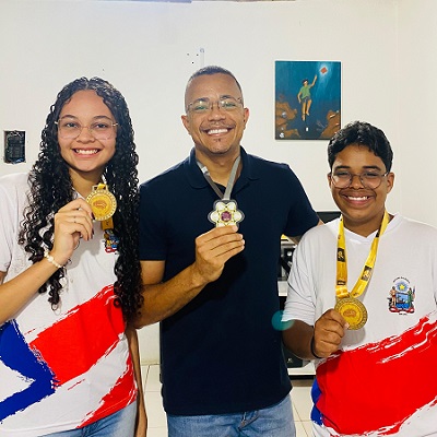 Estudantes usam fibra da bananeira para criar absorvente sustentável