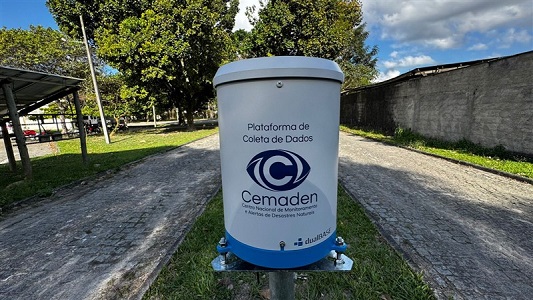 Defesa Civil de Eunápolis amplia rede de monitoramento com instalação de pluviômetros automáticos