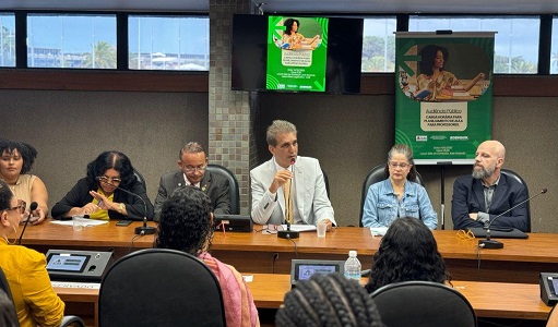Em audiência pública, professores acusam Prefeitura de Feira de Santana de descumprir Lei e provocar caos na educação municipal