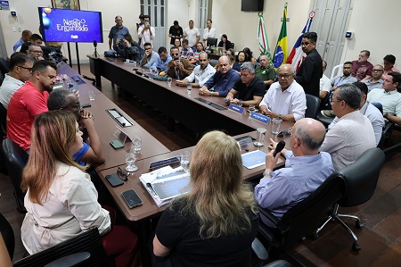 Espírito natalino contagia comércio feirense com Concurso Cultural de Decoração