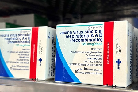 Feira de Santana já iniciou aplicação de anticorpo monoclonal contra o VSR em bebês e crianças com comorbidades