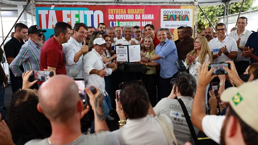Guanambi-recebe-investimentos-em-saude-abastecimento-e-infraestrutura